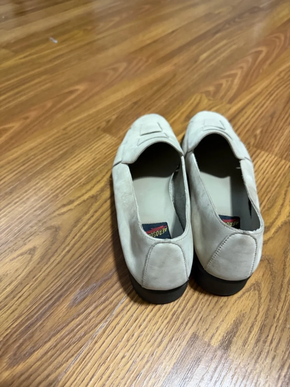 Aerosole loafers slip-on square toe textured strap detail size 7